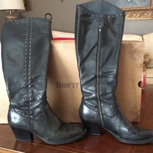 Born Kamryn tall black boots